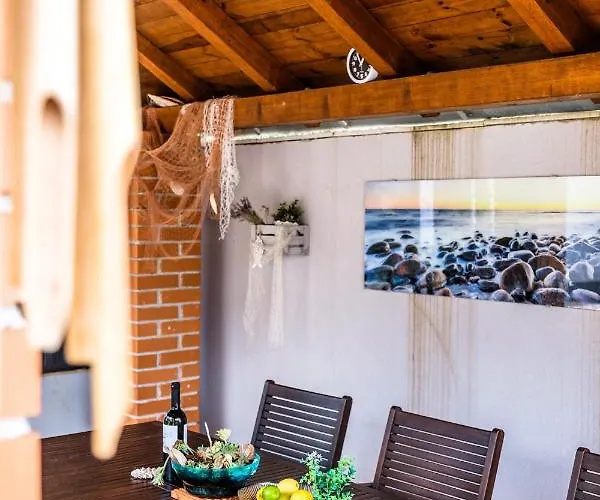 Elena Apartment