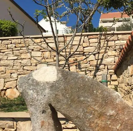 Elena * Milna (Brac)