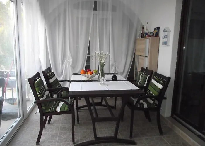 Apartment Elena